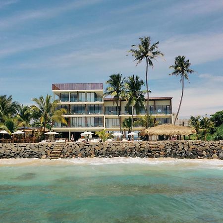 The Hotel Ахангама Екстериор снимка
