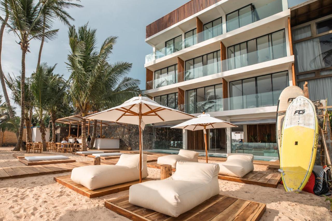 The Hotel Ахангама Екстериор снимка